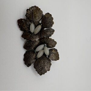 Floral Leaf Brooch w/ White Marquise Stones – Antique Finish